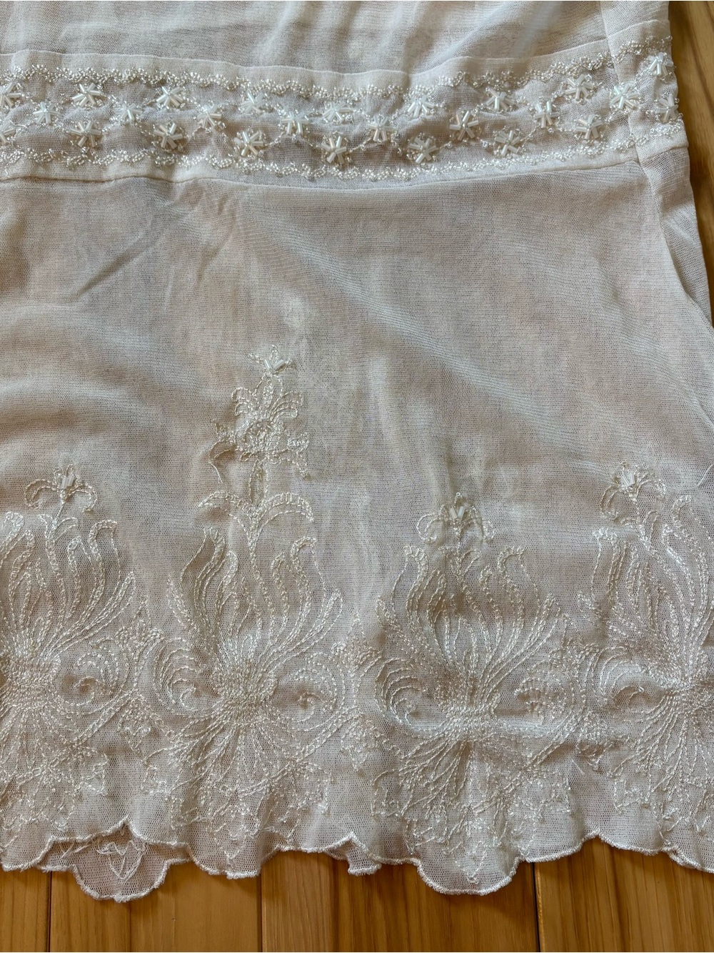 SOLD Vintage Y2K Pierri New York V Neck Mesh Embroidered Beaded Top - Picture 9 of 10